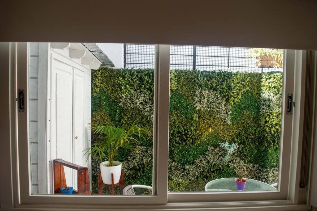 Hermoso Y Comodo Alojamiento Con Patio En Nunez Buenos Aires Eksteriør billede