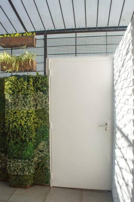 Hermoso Y Comodo Alojamiento Con Patio En Nunez Buenos Aires Eksteriør billede